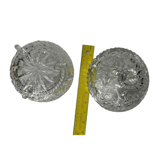 Beautiful Vintage Glass Candy Dish with Legs 6" wide - Picture 2 of 6